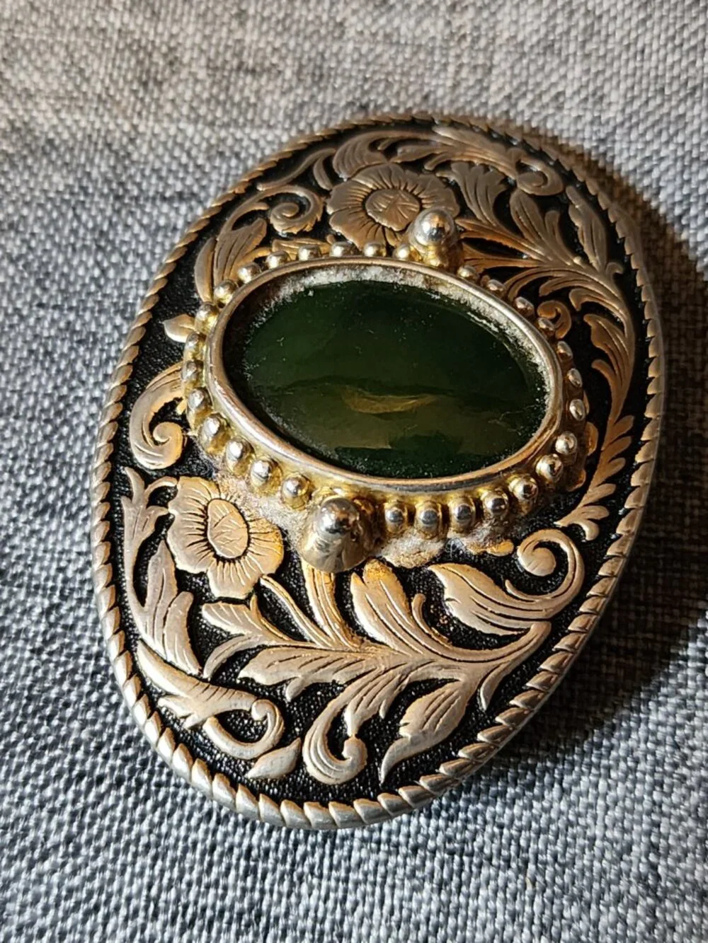 Vintage Western Style Engraved Floral Silver Metal With Green Stone Belt Buckle